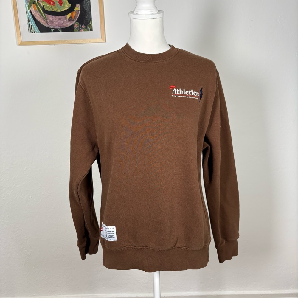 Rare Nike Brown Graphic Sweatshirt